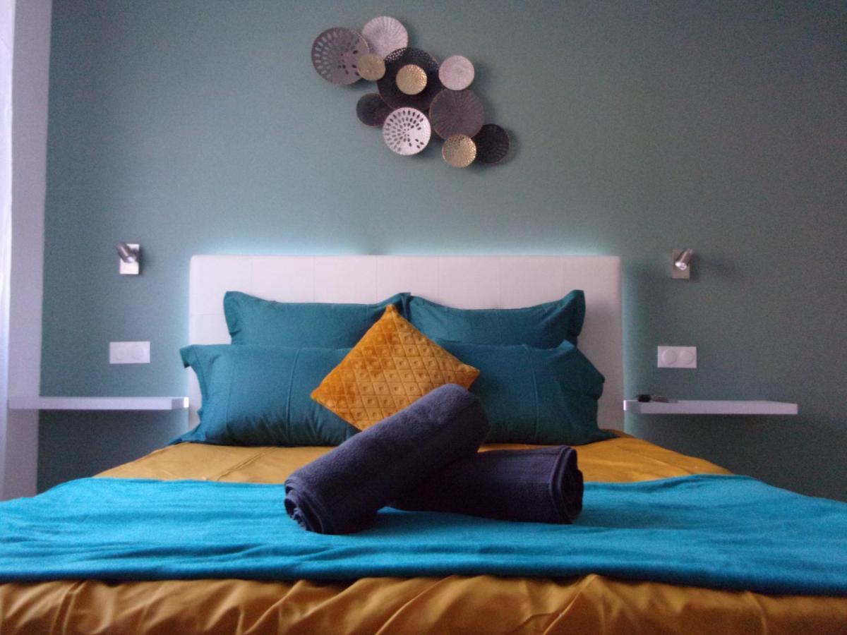 Le Bourget - Suite Romantique Narbona Exterior foto
